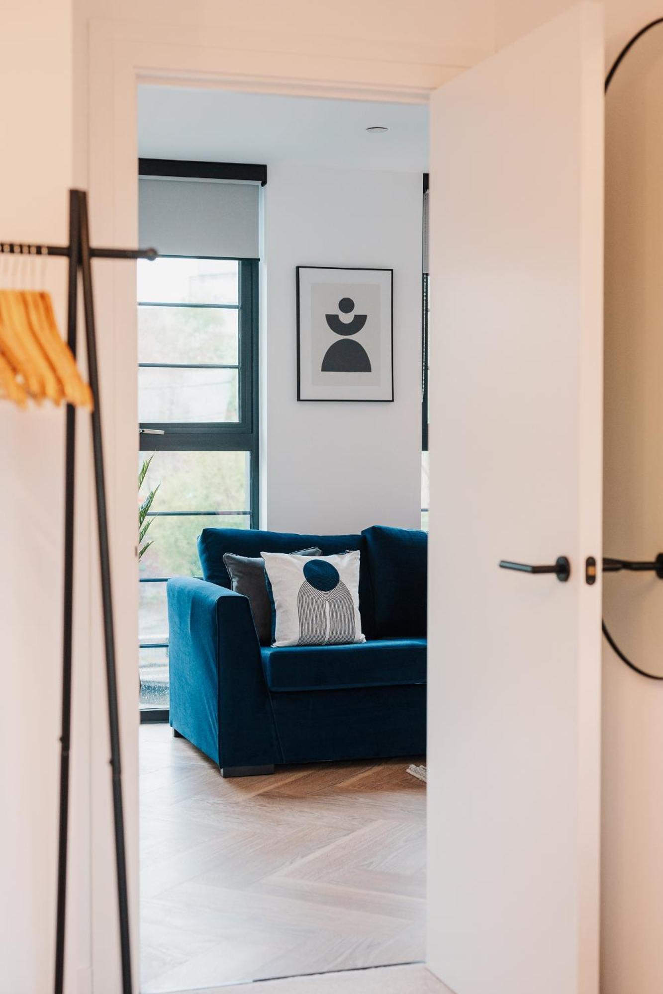 Luxury City & Canal View Stylish Pad, Family, Contractors, Fast Wifi Birmingham Exterior photo